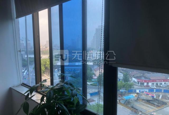  - 長(zhǎng)春大廈