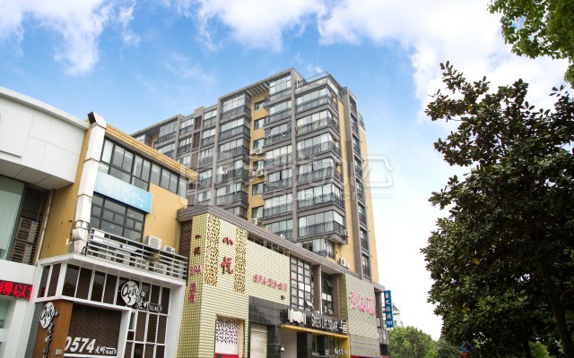 格林生活廣場